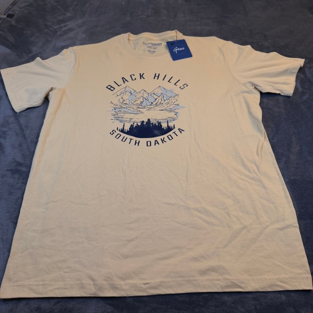 Gear For Sports Black Hills South Dakota Graphic T-Shirt Mens Large Yellow NEW